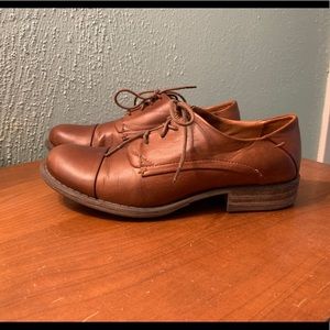 Miz Mooz Brown Oxfords 8.5
